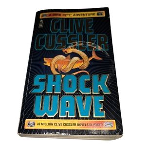Vintage 1990's Novel - Clive Cussler - SHOCK WAVE